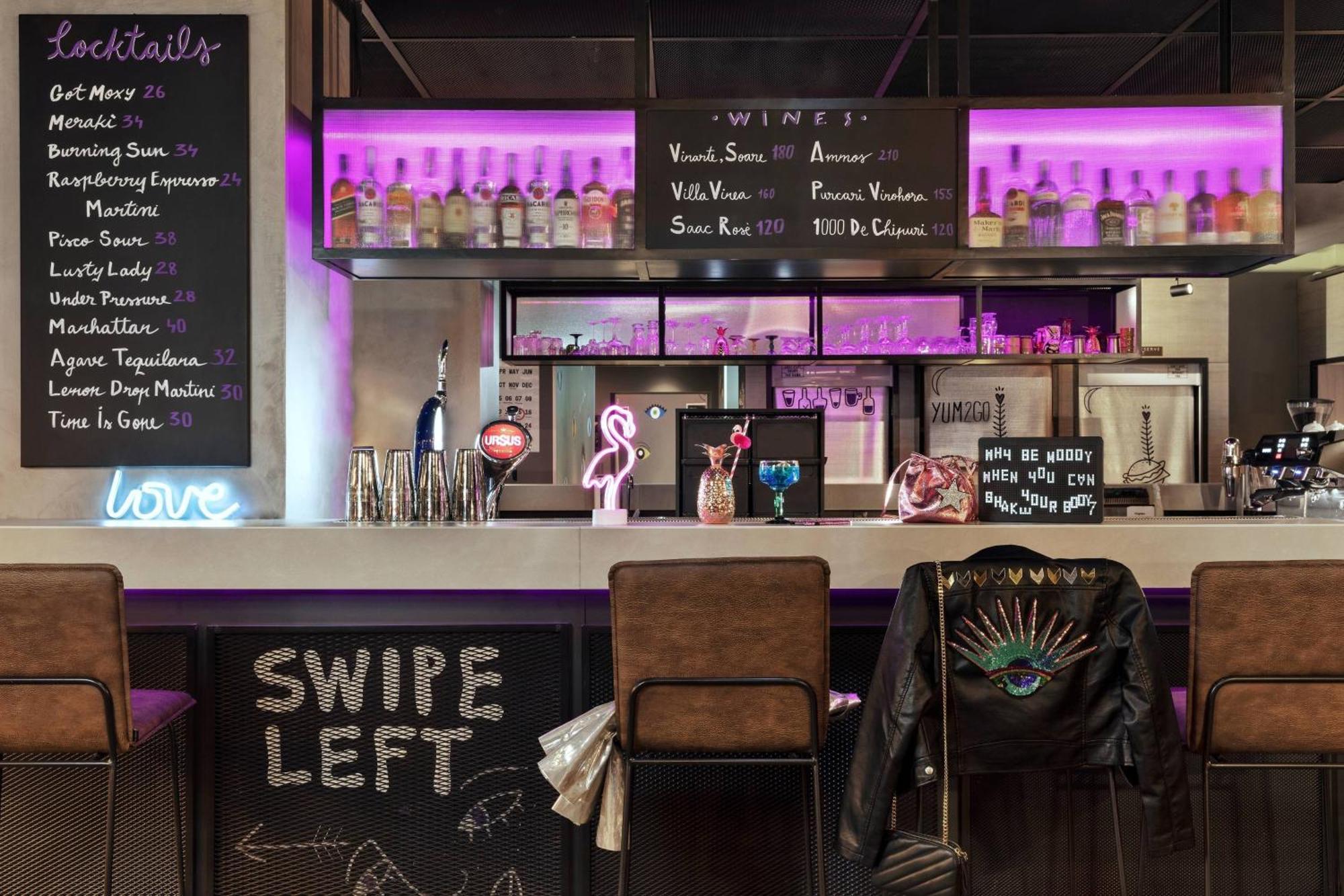 Moxy Old Town Hotel Bucureşti